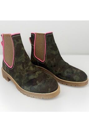 Boden Freya Chelsea Boots Camo Calf Hair Metallic Pink Green NWOT Size EU37 US 6